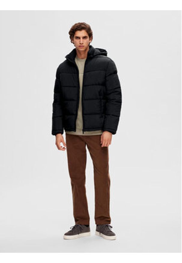 Selected Homme Kurtka zimowa Cooper 16089957 Czarny Regular Fit. Kolor: czarny. Materiał: syntetyk. Sezon: zima