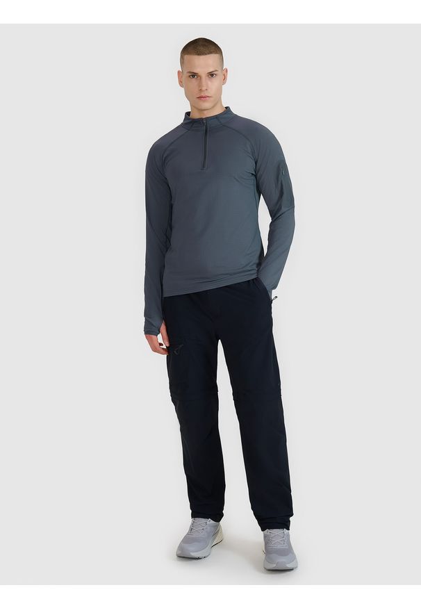 4f - 4F Bluza trekkingowa szybkoschnąca męska - szara M. Kolor: szary. Materiał: materiał, włókno, syntetyk, elastan. Długość rękawa: raglanowy rękaw. Wzór: jednolity. Styl: klasyczny. Sport: turystyka piesza, wspinaczka