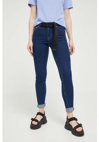 Tommy Jeans jeansy Nora damskie kolor granatowy. Kolor: niebieski #1