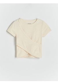 Reserved - Bluzka z wycięciem - kremowy. Kolor: kremowy. Materiał: bawełna, prążkowany