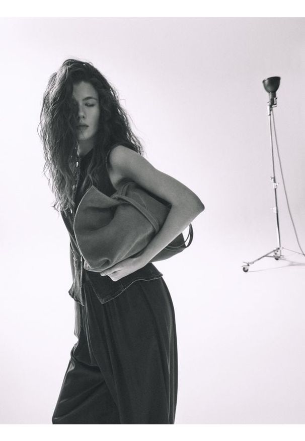 Reserved - Skórzana torebka - brązowy. Kolor: brązowy. Materiał: skórzane