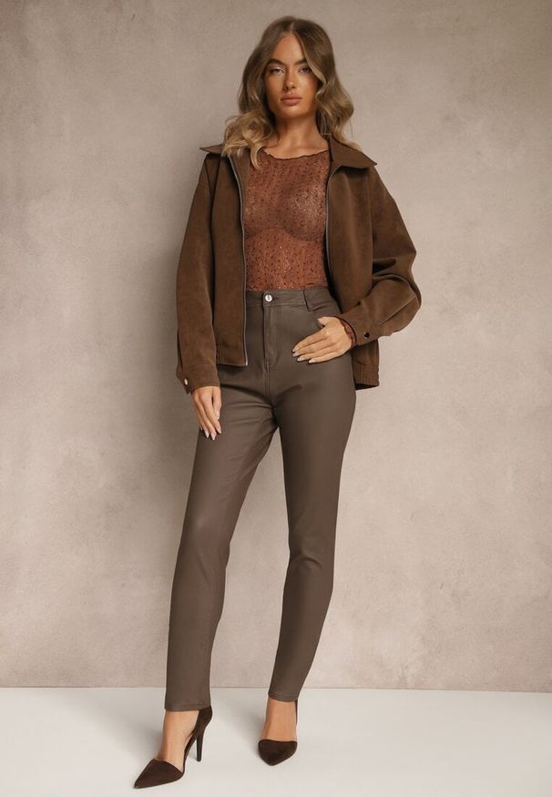 Renee - Brązowe Spodnie Skinny Zangi. Kolekcja: plus size. Kolor: brązowy. Styl: klasyczny
