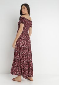 Born2be - Czerwono-Czarna Sukienka z Wiskozy Cheri. Typ kołnierza: dekolt hiszpanka. Kolor: czerwony. Materiał: wiskoza. Wzór: kwiaty. Sezon: lato. Typ sukienki: rozkloszowane. Długość: maxi #3