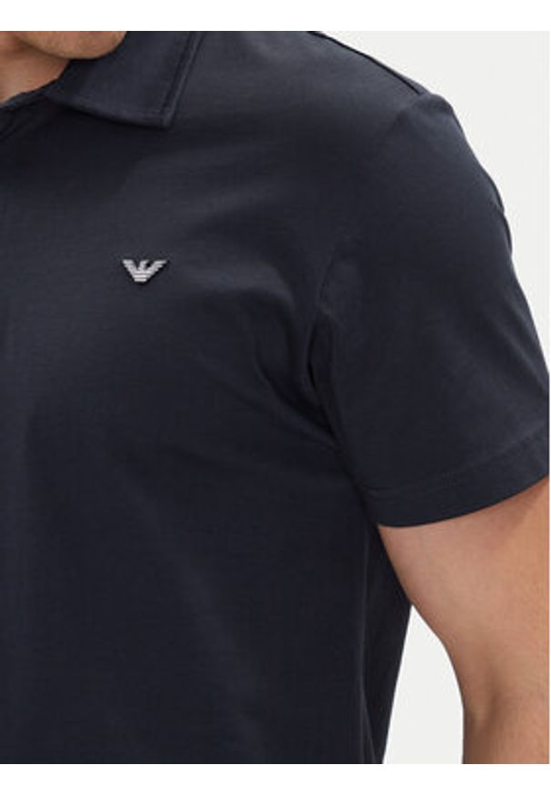 Emporio Armani Polo EM000571 AF12331 UB102 Granatowy Regular Fit. Typ kołnierza: polo. Kolor: niebieski. Materiał: bawełna