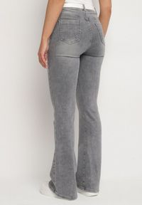 Born2be - Szare Jeansy Dzwony z Wysokim Stanem Talunea. Stan: podwyższony. Kolor: szary. Styl: klasyczny, elegancki #4