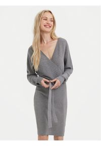 Vero Moda Sukienka dzianinowa 10269251 Szary Regular Fit. Kolor: szary. Materiał: syntetyk