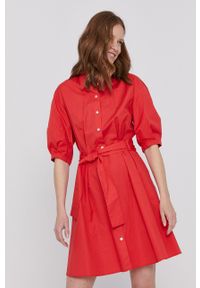 Pennyblack Sukienka kolor czerwony mini rozkloszowana. Kolor: czerwony. Materiał: tkanina. Długość rękawa: krótki rękaw. Wzór: gładki. Typ sukienki: rozkloszowane. Długość: mini #1