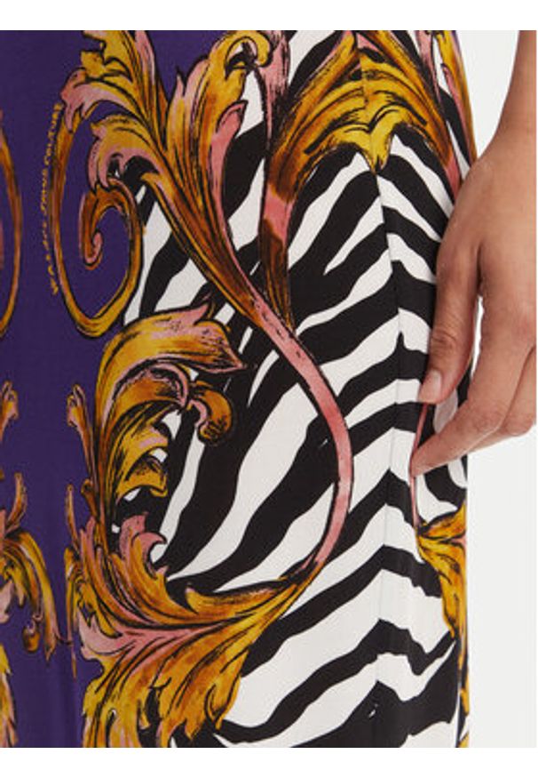 Versace Jeans Couture Spódnica ołówkowa 78HAE8P6 Fioletowy Slim Fit. Kolor: fioletowy. Materiał: wiskoza