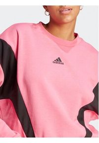 Adidas - adidas Dres Laziday IJ8795 Różowy Regular Fit. Kolor: różowy. Materiał: dresówka, bawełna