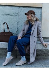 Reserved - Spodnie dresowe z bawełną - granatowy. Kolor: niebieski. Materiał: bawełna, dresówka