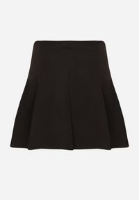 Born2be - Czarna Spódnica Mini Trapezowa z Zakładkami Zanirria. Kolor: czarny. Styl: elegancki #4