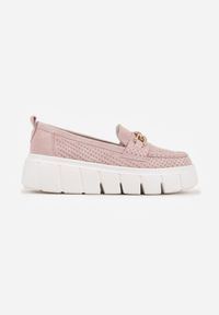 Renee - Różowe Perforowane Mokasyny ze Skóry Naturalnej z Aplikacją na Platformie Heilarta. Kolor: różowy. Materiał: skóra. Szerokość cholewki: normalna. Wzór: aplikacja. Obcas: na platformie #6