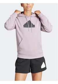 Adidas - adidas Bluza Future Icons Badge of Sport IS3641 Fioletowy Regular Fit. Kolor: fioletowy. Materiał: syntetyk, bawełna. Styl: sportowy #7