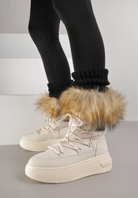 Born2be - Beżowe Śniegowce na Platformie z Futerkiem i Wiązaniem Eudaim. Okazja: na co dzień, na spacer. Kolor: beżowy. Materiał: futro. Sezon: zima. Obcas: na platformie. Styl: casual #9
