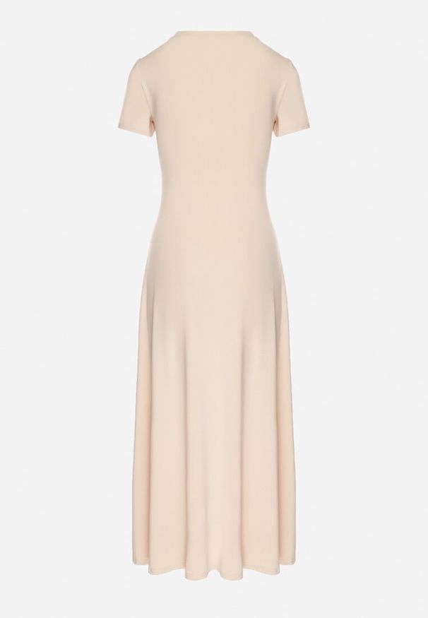 Born2be - Jasnobeżowa Sukienka o Taliowanym Kroju z Krótkim Rękawem Liravise. Okazja: na co dzień. Kolor: beżowy. Długość rękawa: krótki rękaw. Sezon: wiosna, lato. Typ sukienki: rozkloszowane. Styl: klasyczny, casual, elegancki