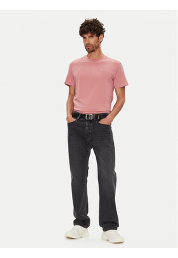 Tommy Jeans T-Shirt Linear Chest DM0DM21780 Różowy Slim Fit. Kolor: różowy. Materiał: bawełna