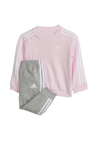 Adidas - Zestaw Essentials 3-Stripes Jogger Kids. Kolor: wielokolorowy, biały, różowy. Materiał: dresówka, materiał