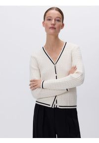 Reserved - Strukturalny kardigan z wiskozą - kremowy. Kolor: kremowy. Materiał: wiskoza #1
