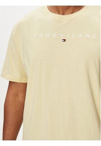 Tommy Jeans T-Shirt Linear Logo DM0DM17993 Żółty Regular Fit. Kolor: żółty. Materiał: bawełna #4