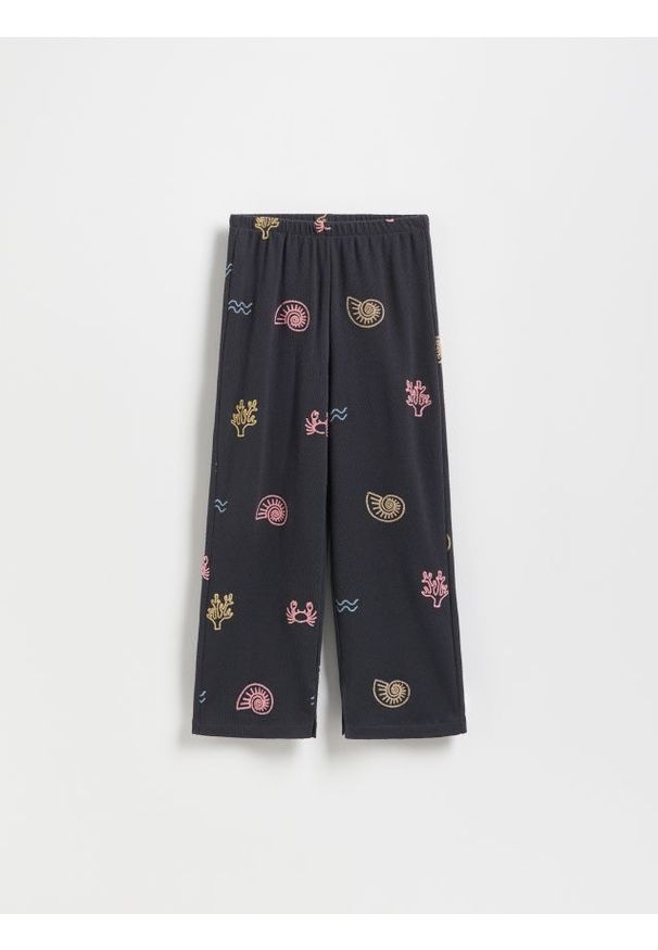 Reserved - Dzianinowe spodnie z haftem - ciemnoszary. Kolor: szary. Materiał: dzianina. Wzór: haft