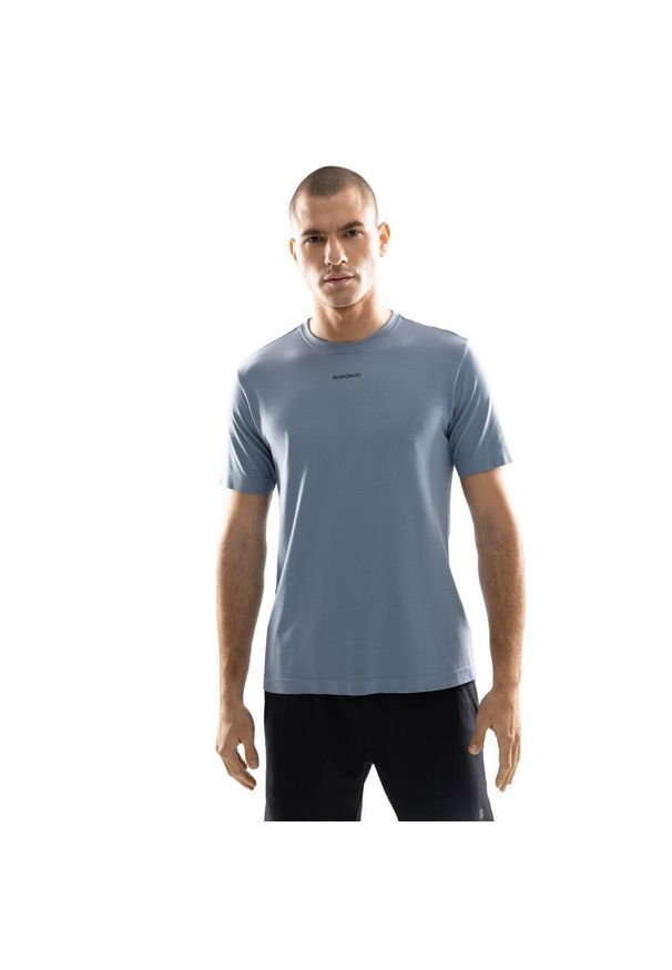 SIROKO - Męska koszulka treningowa z krótkim rękawem Fitness Siroko Exuma. Kolor: niebieski. Materiał: tkanina. Długość rękawa: krótki rękaw. Długość: krótkie. Sport: fitness