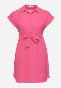 Born2be - Fuksjowa Koszulowa Sukienka z Krótkim Rękawem i Wiązaniem w Pasie Mistie. Kolekcja: plus size. Kolor: różowy. Materiał: materiał. Długość rękawa: krótki rękaw. Wzór: gładki. Sezon: wiosna, lato. Typ sukienki: koszulowe. Długość: midi #7