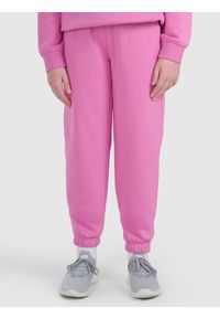 4f - 4F Spodnie dresowe joggery dziewczęce - różowe 140 (9-10 lat). Okazja: na uczelnię, na co dzień, na spacer. Kolor: różowy. Materiał: dresówka. Sezon: lato. Styl: casual #2