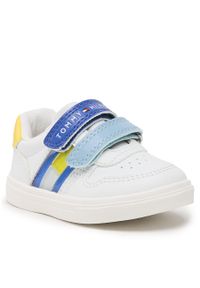 TOMMY HILFIGER - Sneakersy Tommy Hilfiger Flag Low Cut Velcro Sneaker T1B9-32842-1355 M White/Blue/Yellow Y836. Kolor: biały. Materiał: skóra