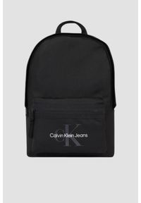 Calvin Klein - CALVIN KLEIN Czarny pojemny męski plecak. Kolor: czarny. Materiał: poliester. Styl: casual