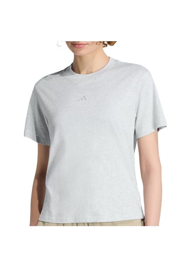 Adidas - Koszulka damska adidas Sportswear Essentials Small Logo JC5945 - szara. Kolor: szary. Materiał: bawełna. Długość rękawa: krótki rękaw. Długość: krótkie