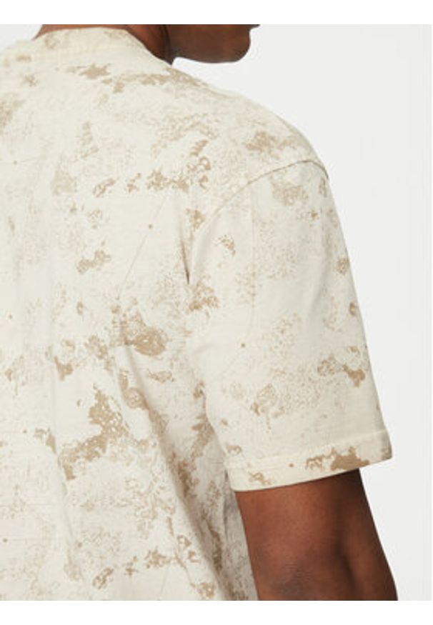 Guess T-Shirt Z5GI01 I3Z14 Brązowy Regular Fit. Kolor: brązowy. Materiał: bawełna