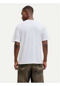 Jack & Jones T-Shirt Holiday Cartoon 12287550 Biały Relaxed Fit. Kolor: biały. Materiał: bawełna #5