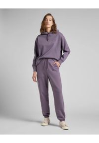 Lee - LEE RELAXED SWEATPANTS DAMSKIE SPODNIE DRESOWE WASHED PURPLE L32MTXTZ. Materiał: dresówka