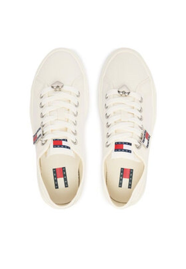 Tommy Jeans Sneakersy Tjw Flatform Sneaker Charms EN0EN02959 Biały. Kolor: biały. Materiał: materiał