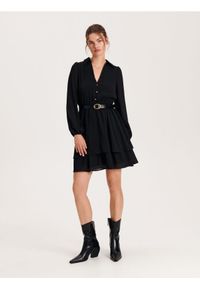 Reserved - Sukienka mini z falbanami - czarny. Kolor: czarny. Materiał: tkanina. Wzór: gładki. Długość: mini #1