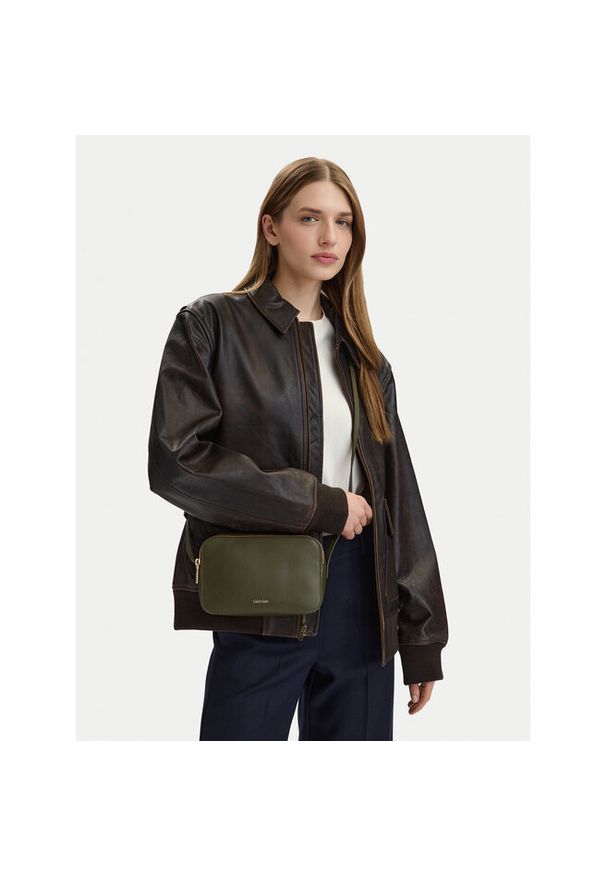 Torebka Calvin Klein. Kolor: zielony