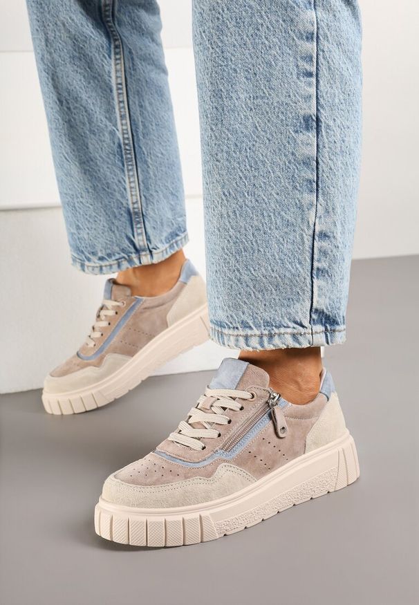 Renee - Beżowo-Niebieski Streetwearowe Sneakersy ze Skóry Naturalnej z Ozdobnym Suwakiem Eleavenna. Okazja: na co dzień. Zapięcie: sznurówki. Kolor: beżowy. Materiał: skóra. Obcas: na obcasie. Wysokość obcasa: niski