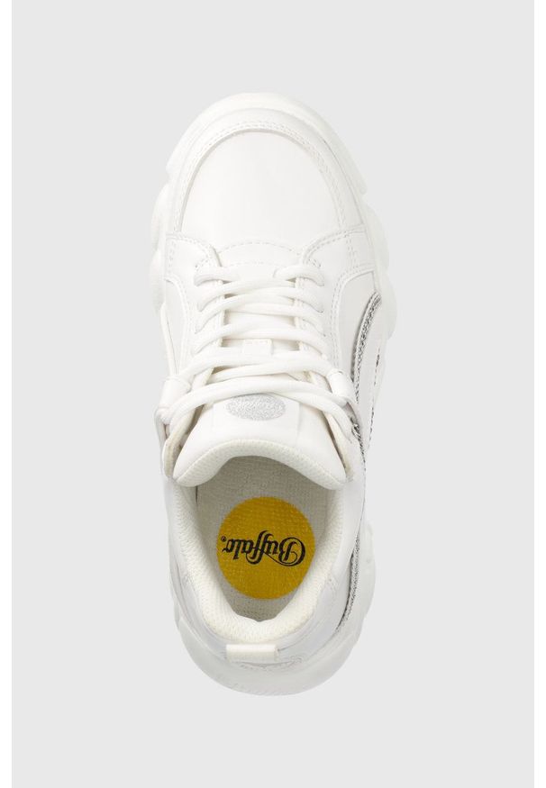 Buffalo buty CLD Corin Chain kolor biały. Nosek buta: okrągły. Zapięcie: sznurówki. Kolor: biały. Materiał: guma. Obcas: na platformie