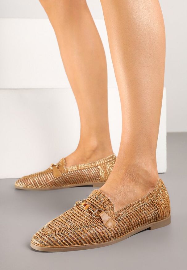 Renee - Brązowe Ażurowe Mokasyny Loafersy z Klamrą Koliswena. Okazja: na co dzień. Zapięcie: klamry. Kolor: brązowy. Wzór: ażurowy. Styl: casual, elegancki, klasyczny