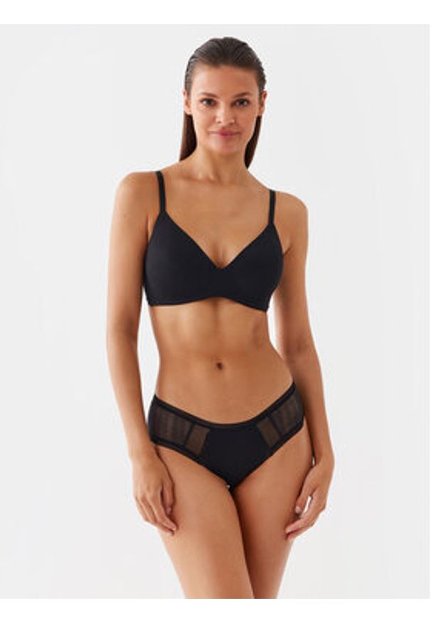 Passionata Figi klasyczne Romane P46L40 Czarny. Kolor: czarny. Materiał: syntetyk