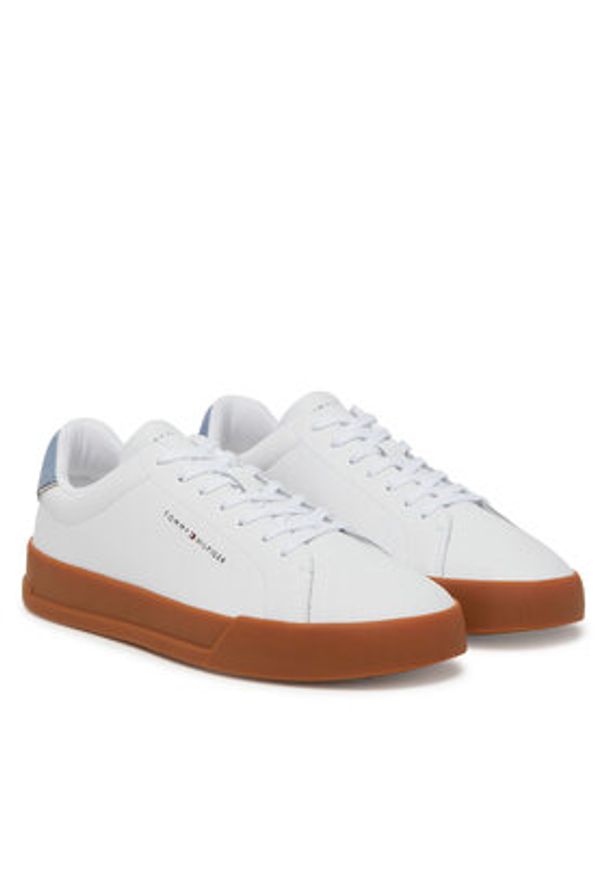 TOMMY HILFIGER - Tommy Hilfiger Sneakersy Th Court Lth Detail Ess FM0FM05367 Biały. Kolor: biały. Materiał: skóra