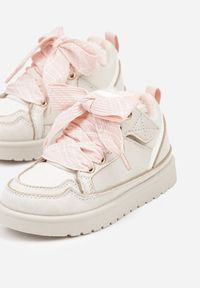 Born2be - Jasnobeżowe Sneakersy Śniegowce z Ocieplaną Wyściółką i Szerokimi Sznurówkami Naleia. Okazja: na uczelnię. Zapięcie: sznurówki. Kolor: beżowy. Materiał: jeans. Styl: sportowy, elegancki #4