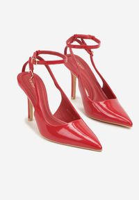 Renee - Czerwone Sandały Lakierowane Vices na Szpilce Typu Slingback Dolenita. Okazja: na co dzień, na spacer. Nosek buta: szpiczasty. Zapięcie: sprzączka. Kolor: czerwony. Materiał: lakier. Sezon: lato. Obcas: na szpilce. Styl: klasyczny, casual #5