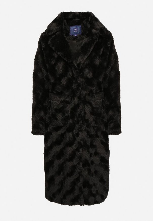 Born2be - Czarny Płaszcz z Pikowanym Futerkiem i Wsuwanymi Kieszeniami Vertika. Okazja: na co dzień. Kolor: czarny. Materiał: futro. Długość rękawa: długi rękaw. Długość: długie. Styl: casual, wizytowy