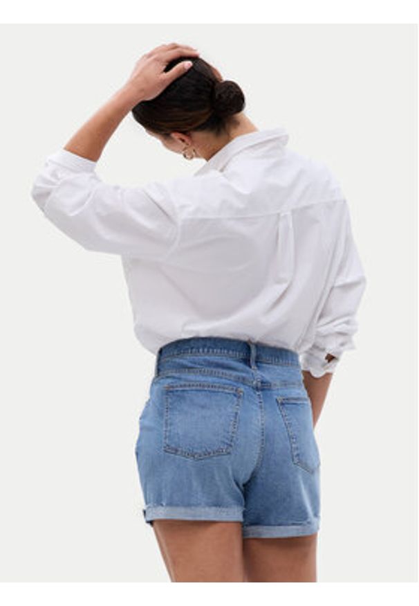 GAP - Gap Szorty jeansowe 570596-02 Niebieski Regular Fit. Kolor: niebieski. Materiał: bawełna