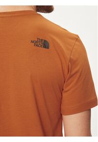 The North Face T-Shirt Never Stop NF0A87NS Pomarańczowy Regular Fit. Kolor: pomarańczowy. Materiał: bawełna