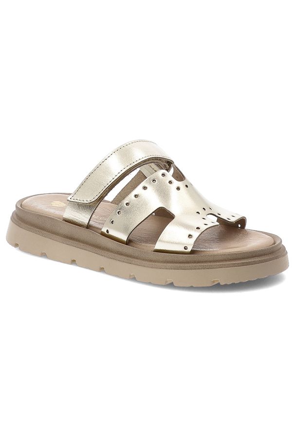 Złote Klapki Armodo Modne Obuwie Damskie. Okazja: na co dzień, na spacer. Kolor: złoty. Materiał: skóra. Sezon: lato. Styl: casual