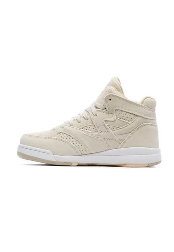 Buty do chodzenia damskie Fila Msquad S Mind Wmn. Wysokość cholewki: za kostkę. Zapięcie: sznurówki. Kolor: biały. Materiał: skóra. Szerokość cholewki: normalna. Sport: turystyka piesza