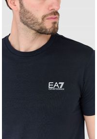 EA7 Emporio Armani - EA7 Granatowy t-shirt męski z małym logo. Kolor: niebieski #3