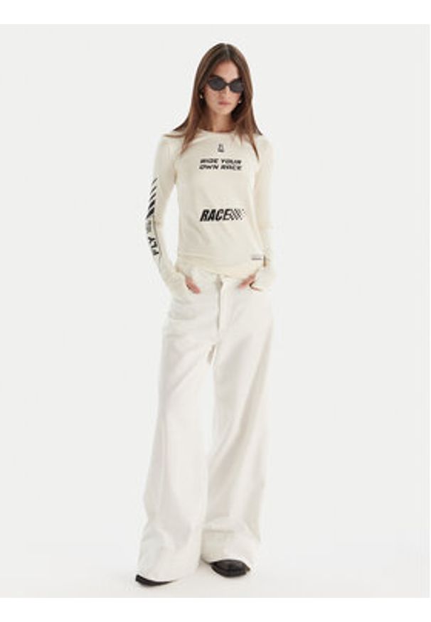 Patrizia Pepe Bluzka 2M4517/J357-J4Q2 Écru Regular Fit. Kolor: kremowy. Materiał: syntetyk